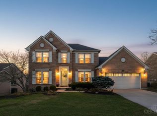 3889 Brockton Dr, Cincinnati, OH 45251