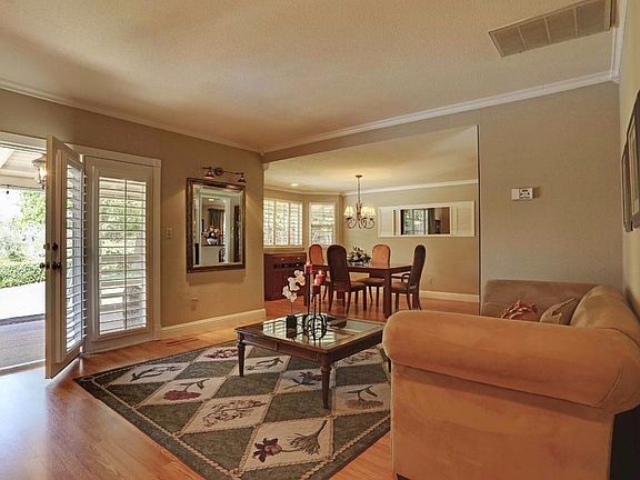 5th image of 4347 Northampton Dr