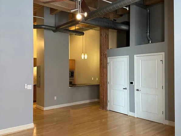 612 Central St, Kansas City, MO