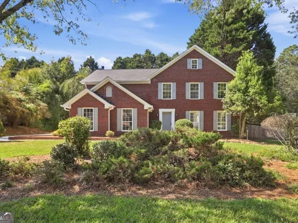 3205 Summit Place Dr, Loganville, GA 30052