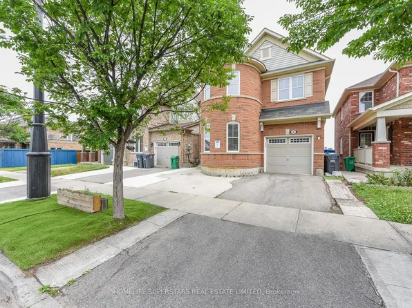 8 Miracle Trl N, Brampton, ON L7A 0Y3
