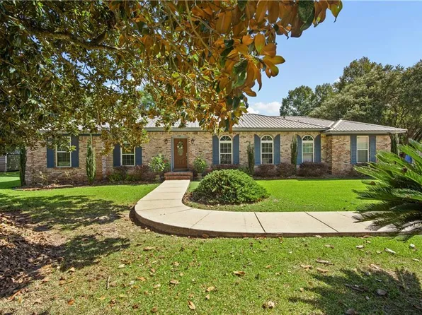 4589 Canal Cir W, Mobile, AL 36619