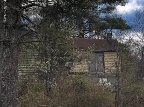 1871 Poplar Camp Rd, Hillsville, VA 24343