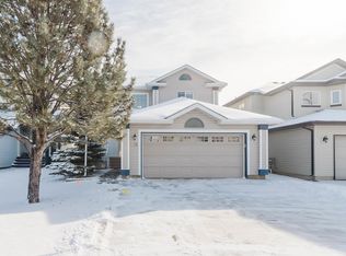 1135 112th St SW, Edmonton, AB T6W1V1