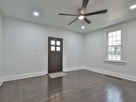 4th image of 4006 Whetsel Ave