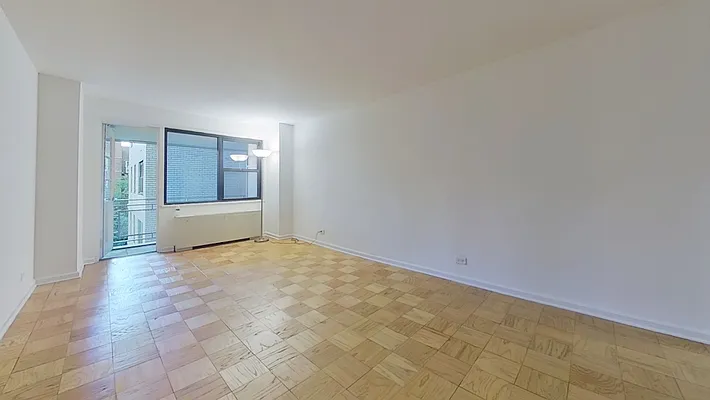 Rented by UES Management | media 15