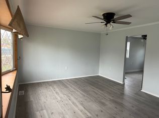 702-1 Imperial Rd, Valparaiso, IN 46385