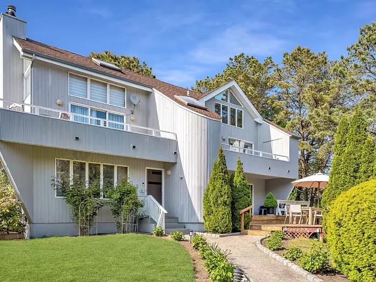 69 Middle Pond Rd — Photo 15