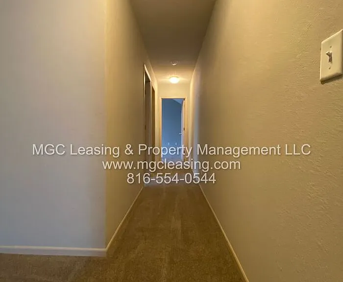 908 Garden Way — Photo 6