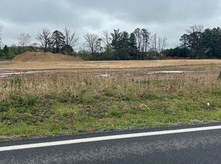 Johnson Dr, Stuarts Draft, VA 24477