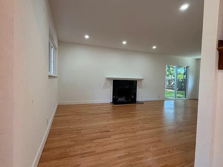 3001 Ross Rd — Photo 6