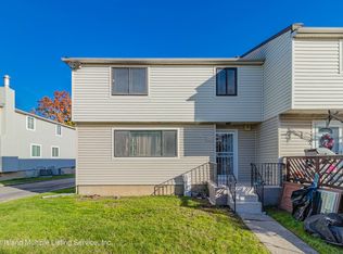 453-1 Willow Rd E, Staten Island, NY 10314