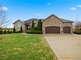 2545 Copperwood Dr, Lebanon, MO 65536