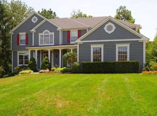 3297 Brinton Trl, Cincinnati, OH 45241