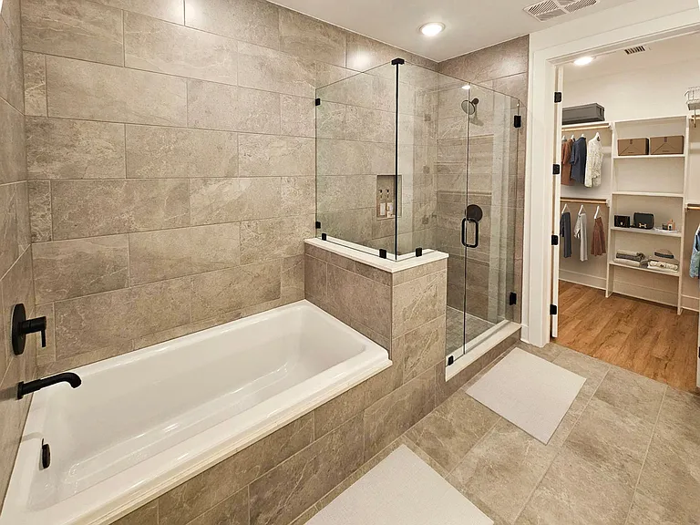 Peridot Residences — Photo 73