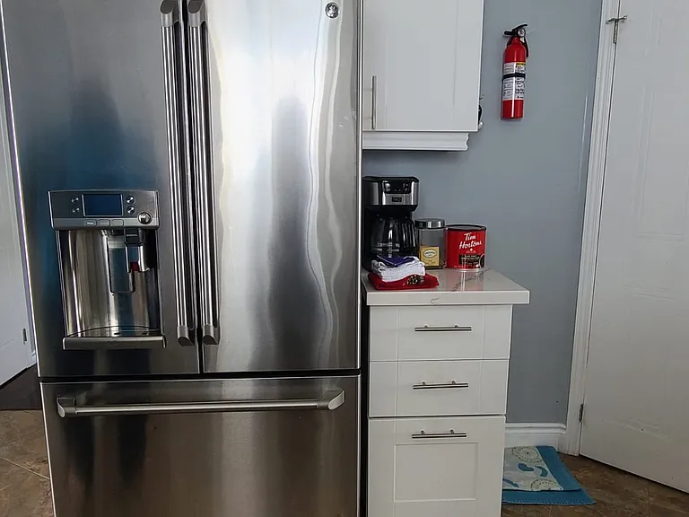 1020 Baron Dr — Photo 6