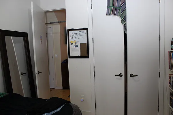 Rented by Premier Metro Realty Corp | media 20