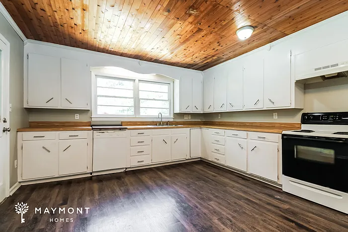 2629 Orchid Ave — Photo 5