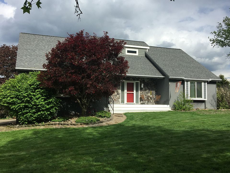 1st image of 535 Jenkins Ln