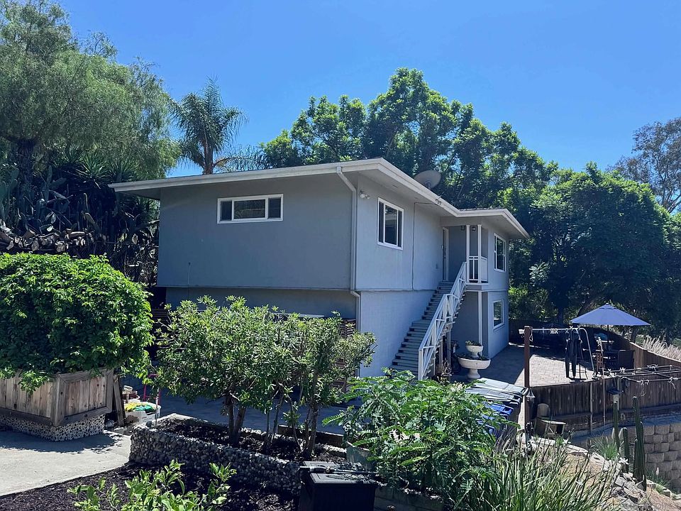 1st image of 1205 Barbara Dr