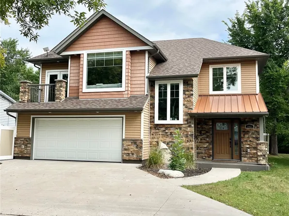 203 Fifth Avenue, Yorkton, SK S3N 3X5
