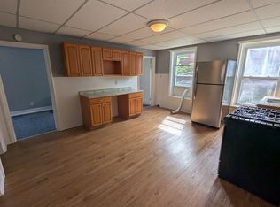 Willow, Cohoes, NY 12047
