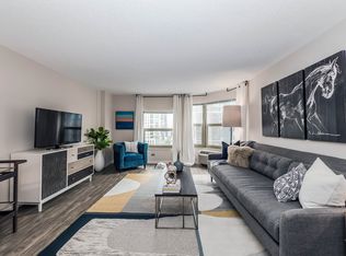 822 N State St #10B, Chicago, IL 60610