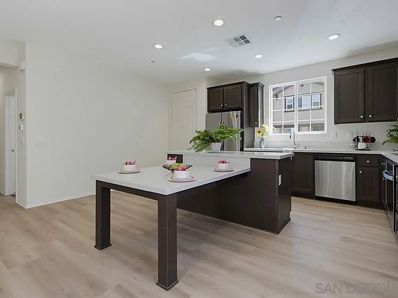 4th image of 5444 Starlight Pl