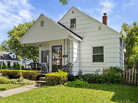 2nd image of 251 Oneida St