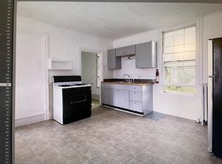 (Undisclosed Address), Rockland, ME 04841