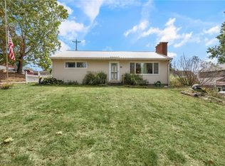 30 Grange St, Apple Creek, OH 44606