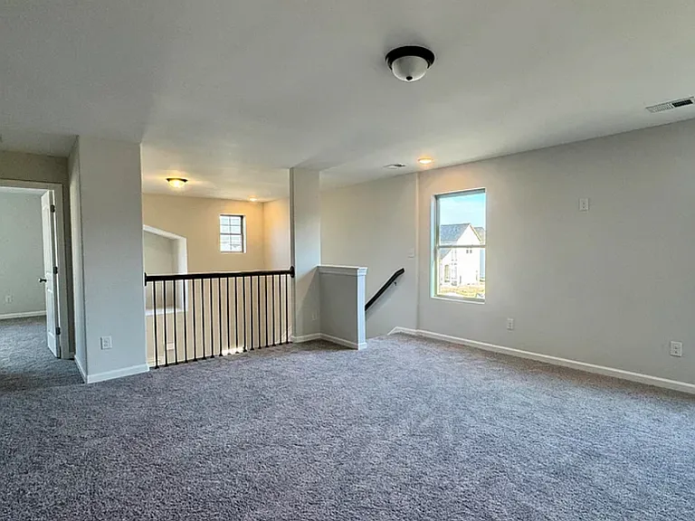 152 Blackberry Ln — Photo 5