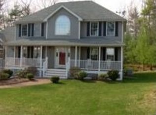 20 Emerald St, Tyngsboro, MA 01879