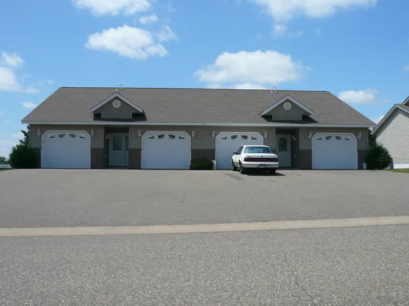1285 Pinewood Trl #3, New Richmond, WI 54017