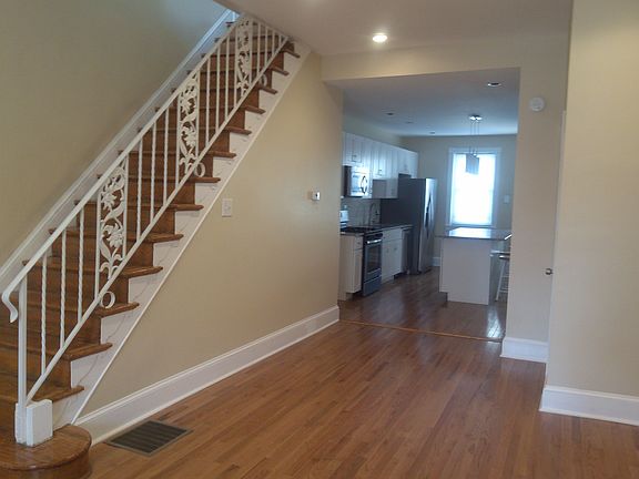 4th image of 235 E Sydney Street