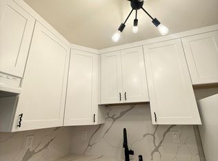 755 Rose Ave #5, Pleasanton, CA 94566