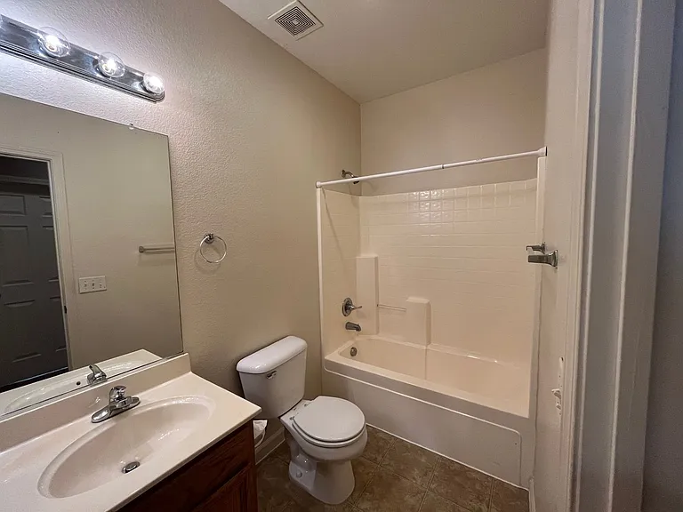 1187 Steidlmayer Way — Photo 8