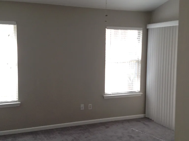 8180 Dunbarton Ct #8180 — Photo 9
