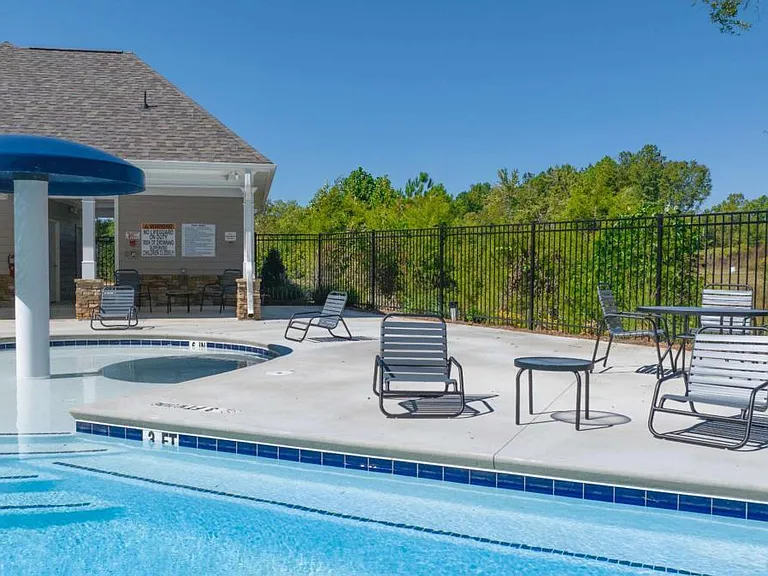 260 Coastal Dr — Photo 27