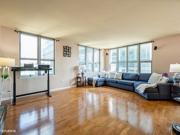 2nd image of 125 S Jefferson St #1207