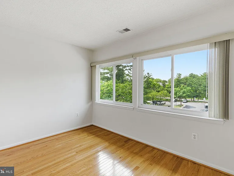 18315 Leman Lake Dr #705 — Photo 23