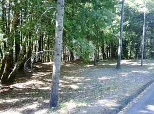 26458 Ridge Rd, Willits, CA 95490