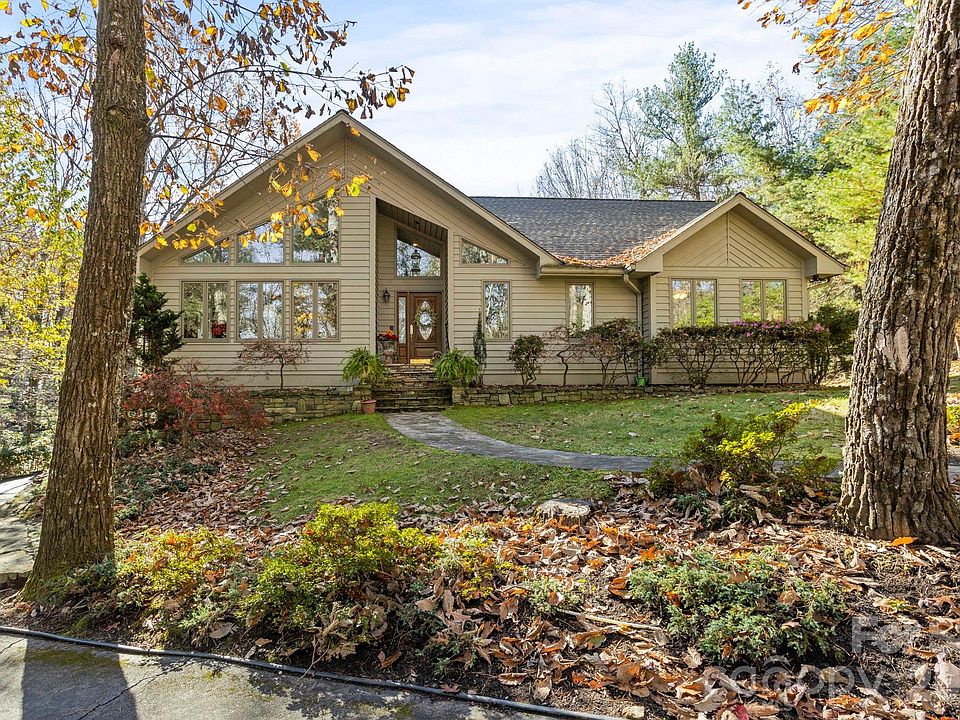 1st image of 231 Greenleaf Dr