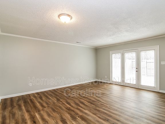 2nd image of 4627 Lawndale Dr
