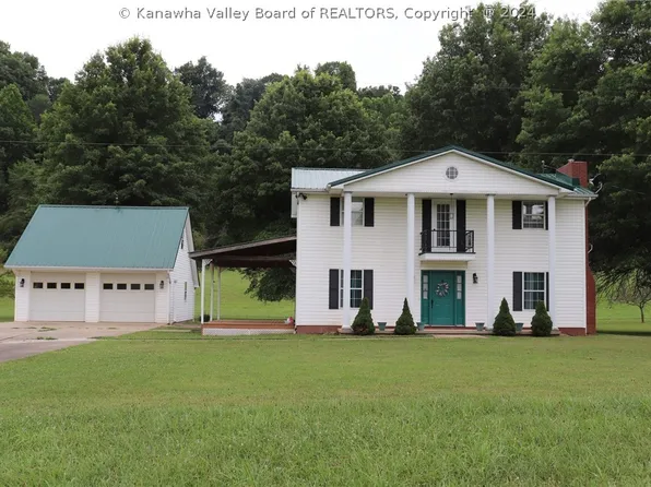 8249 Black Oak Rd, Fraziers Bottom, WV 25082