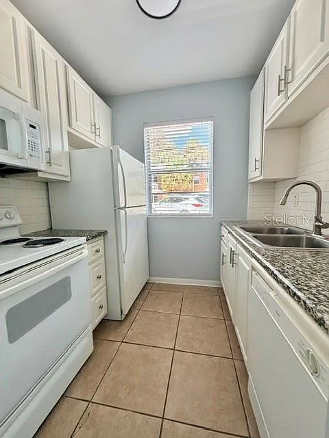 1 bed, 1.0 bath, 1000 sqft, $1,350 — Photo 2