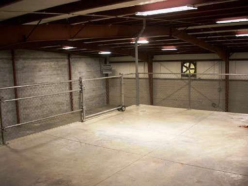 3rd image of 1110 Airport St