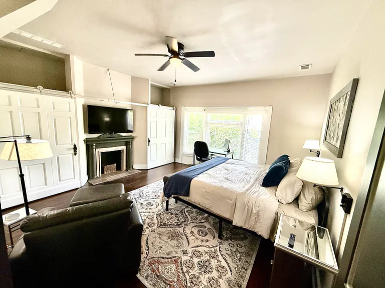 1312 Morton Ave #2 — Photo 6