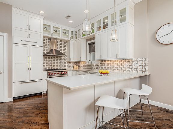 5th image of 632 W Schubert Ave #3