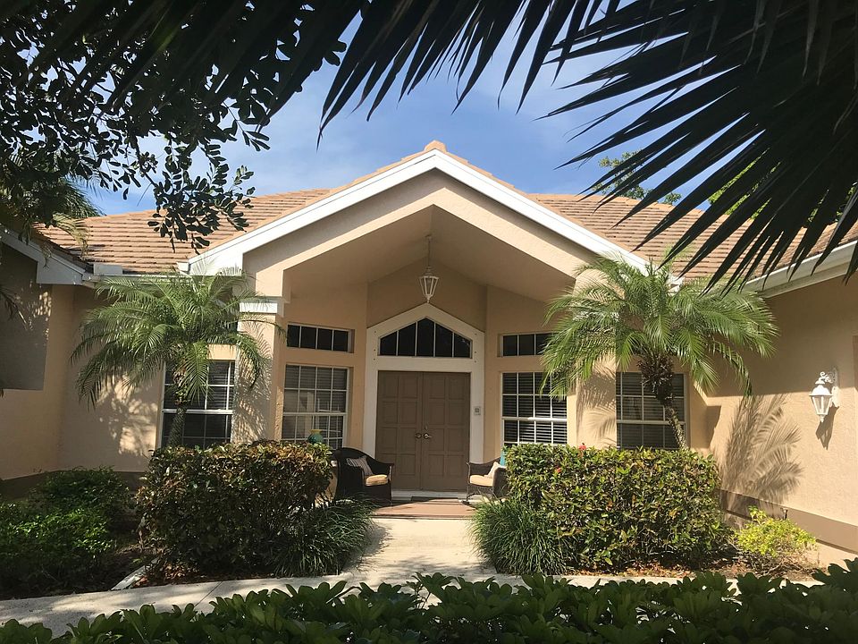 Curb appeal. Fairly new roof. Recently painted. Tile throughout.